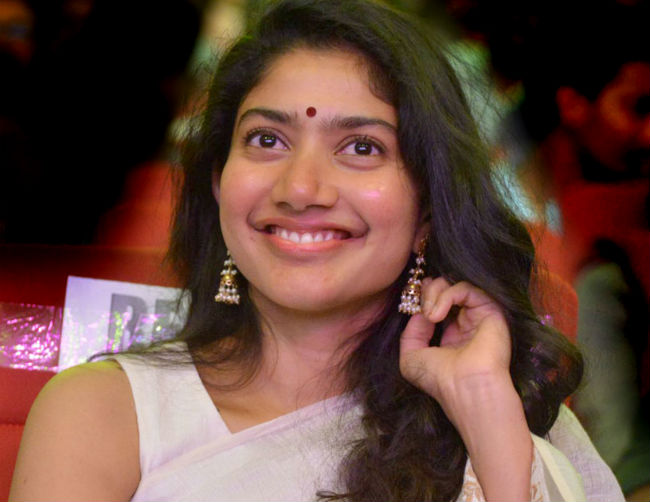 Oops!! Two Punches For Sai Pallavi