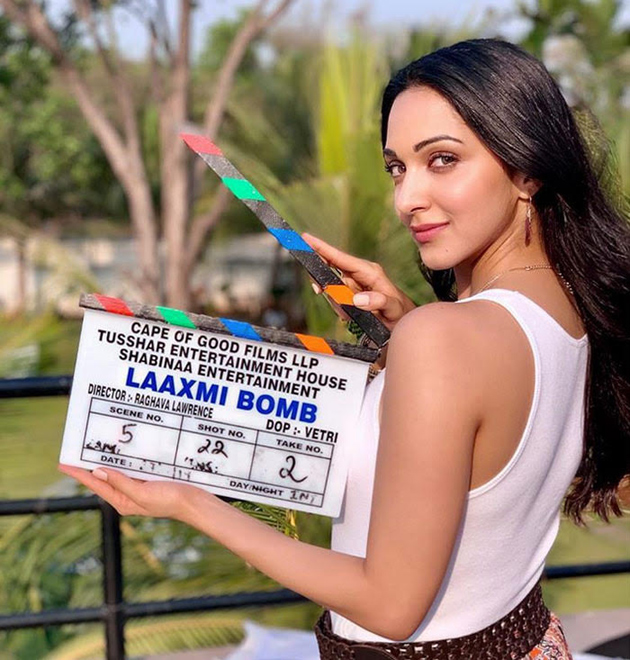 Kiara Holds Clap Board For Kanchana Remake