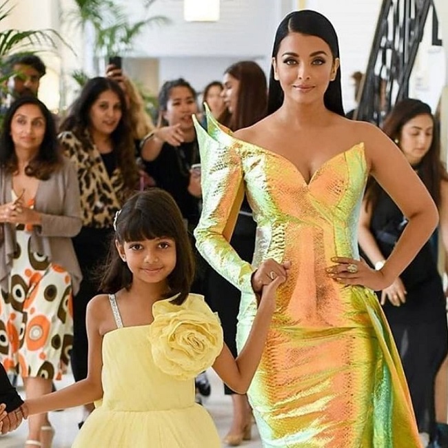 Pic: Aishwarya turns into golden mermaid at Cannes