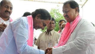 DS opens up on KCR and the ‘Pink Politics’