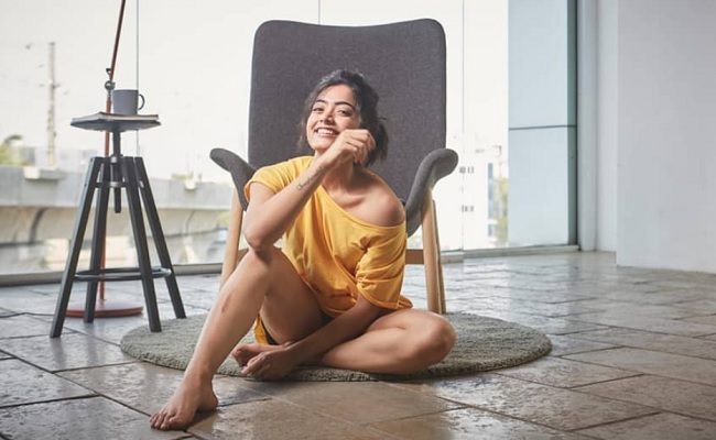 Rashmika to Show off Glam Side in 2 Films
