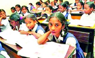 In AP, all govt schools to be English medium