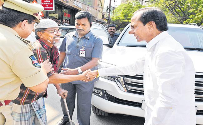 Was KCR’s gesture old Muslim stage-manged?