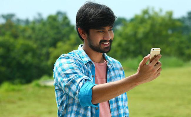 Flop Star Raj Tarun Dares to Fight with Nani