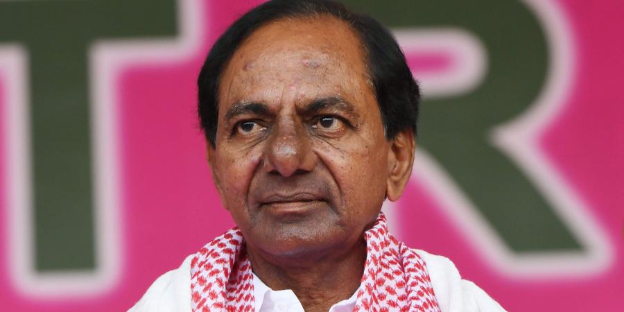 Telangana CM KCR willing, but FCI blocks sanna biyyam bonus