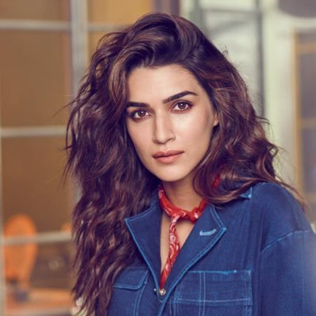 Kriti Sanon On Look Out For Telugu Projects Once Again!