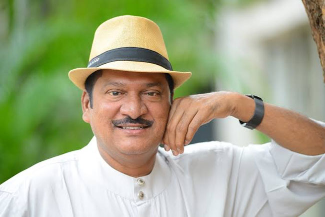 Actor Rajendra Prasad Urges People To Cast Their Votes