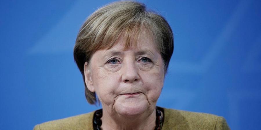 Germany Chancellor Angela Merkel stands by Russia pipeline that US opposes