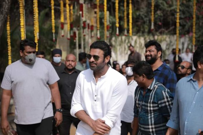 Salaar: Prabhas to shoot for an action sequence in a special set
