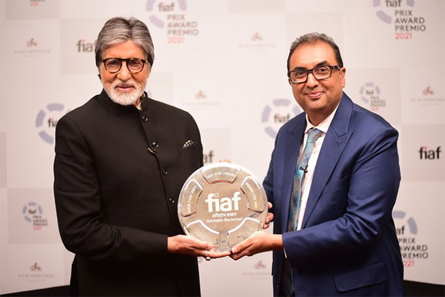 Hollywood Directors honour Amitabh Bachchan International Federation of Film Archives (FIAF) Award