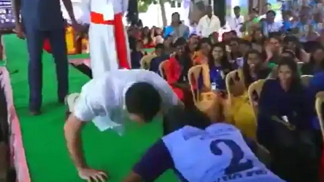 Rahul Gandhi stunts everyone by doing push-ups and dancing with students