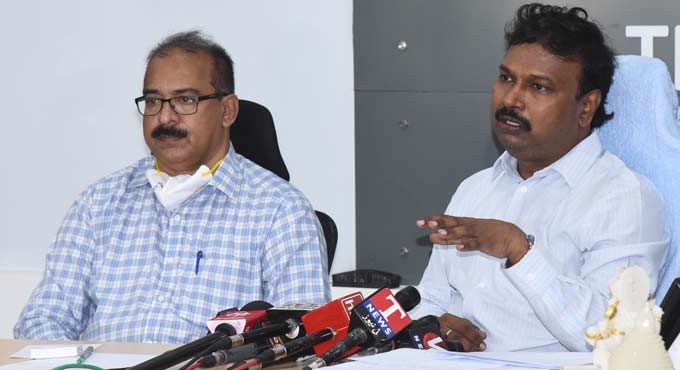 No intention of imposing a lockdown in Telangana: Dr. Srinivasa Rao
