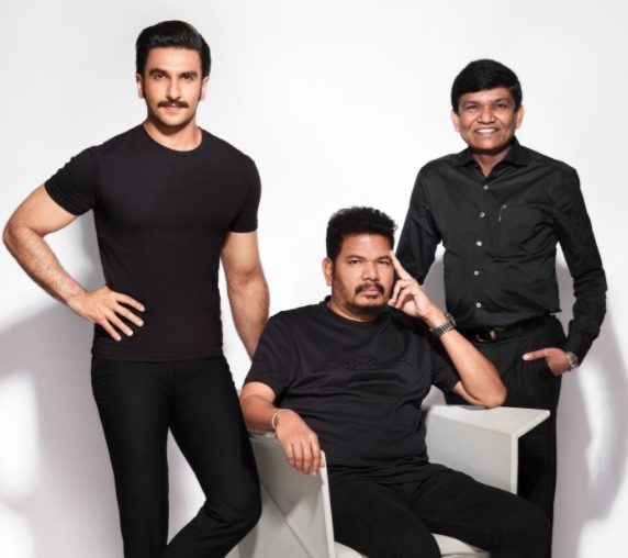 Ranveer Singh & Shankar joins forces for Aparichitudu Hindi remake
