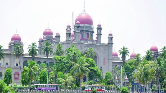 T’gana HC outraged on state govt for not implementing its directives to curb COVID-19
