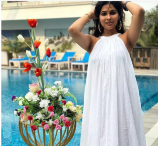 Divi Vadthya: Like a White Flower by the Water