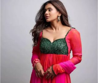 Hebah Patel Captures Hearts with Fashion and Flair on Instagram